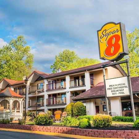 Super 8 By Wyndham Downtown Gatlinburg At Convention Center Hotell Eksteriør bilde